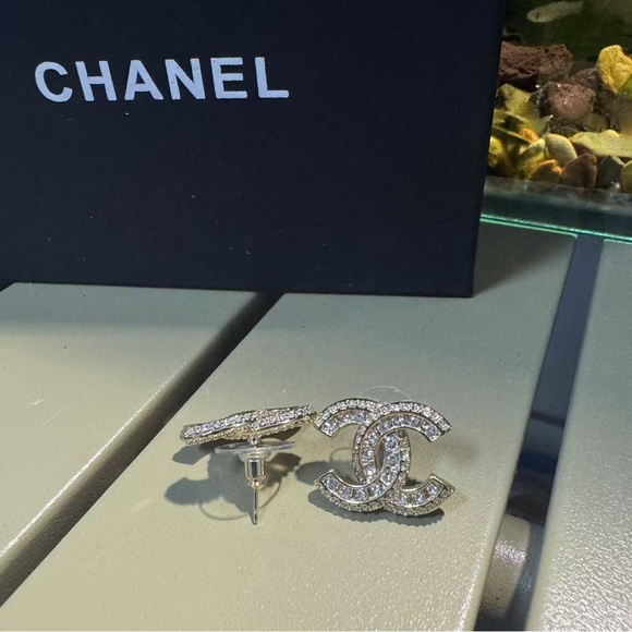 Chanel earrings✨ - Picture 3 of 6